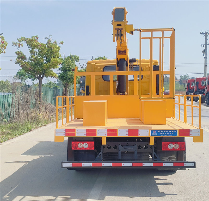 神百重工牌ABC5040XJXBJ6抽油機(jī)檢修車公告圖片