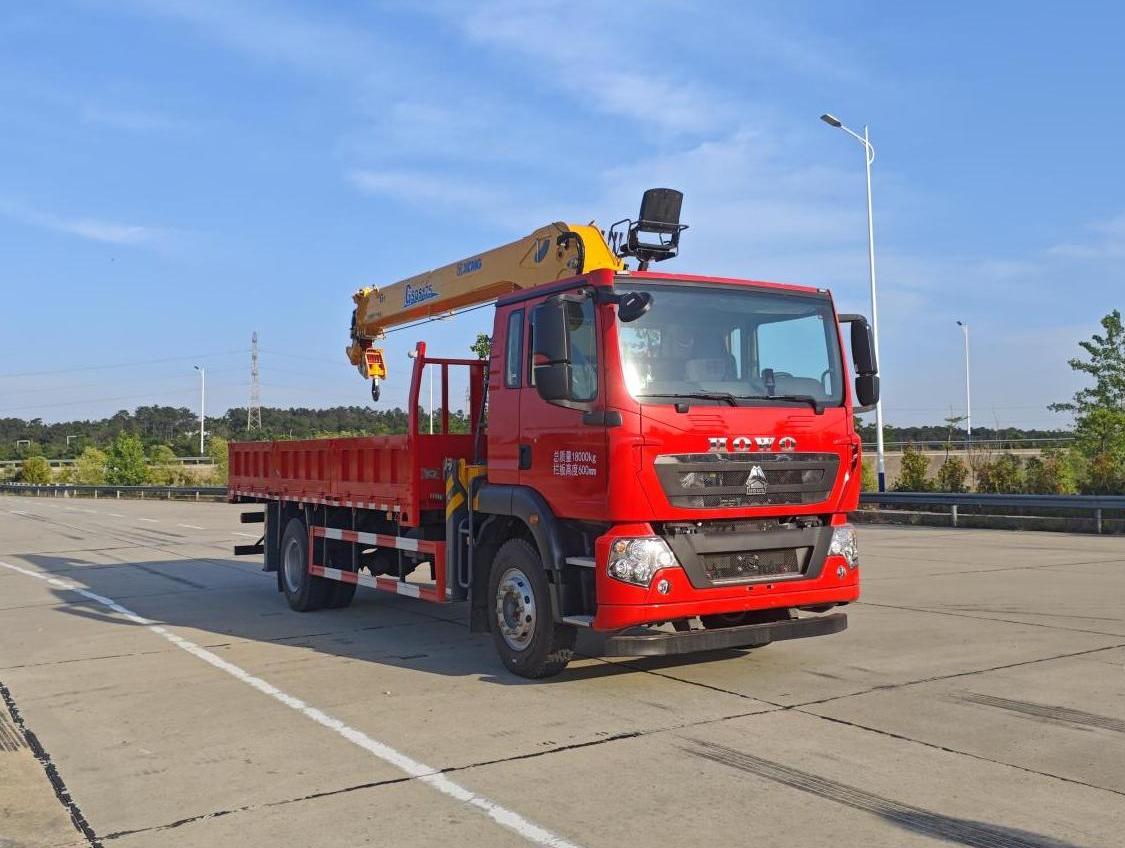 ZZX5180JSQZZ6型隨車(chē)起重運(yùn)輸車(chē)圖片