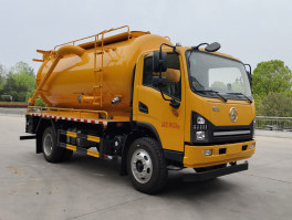 清洗吸污车