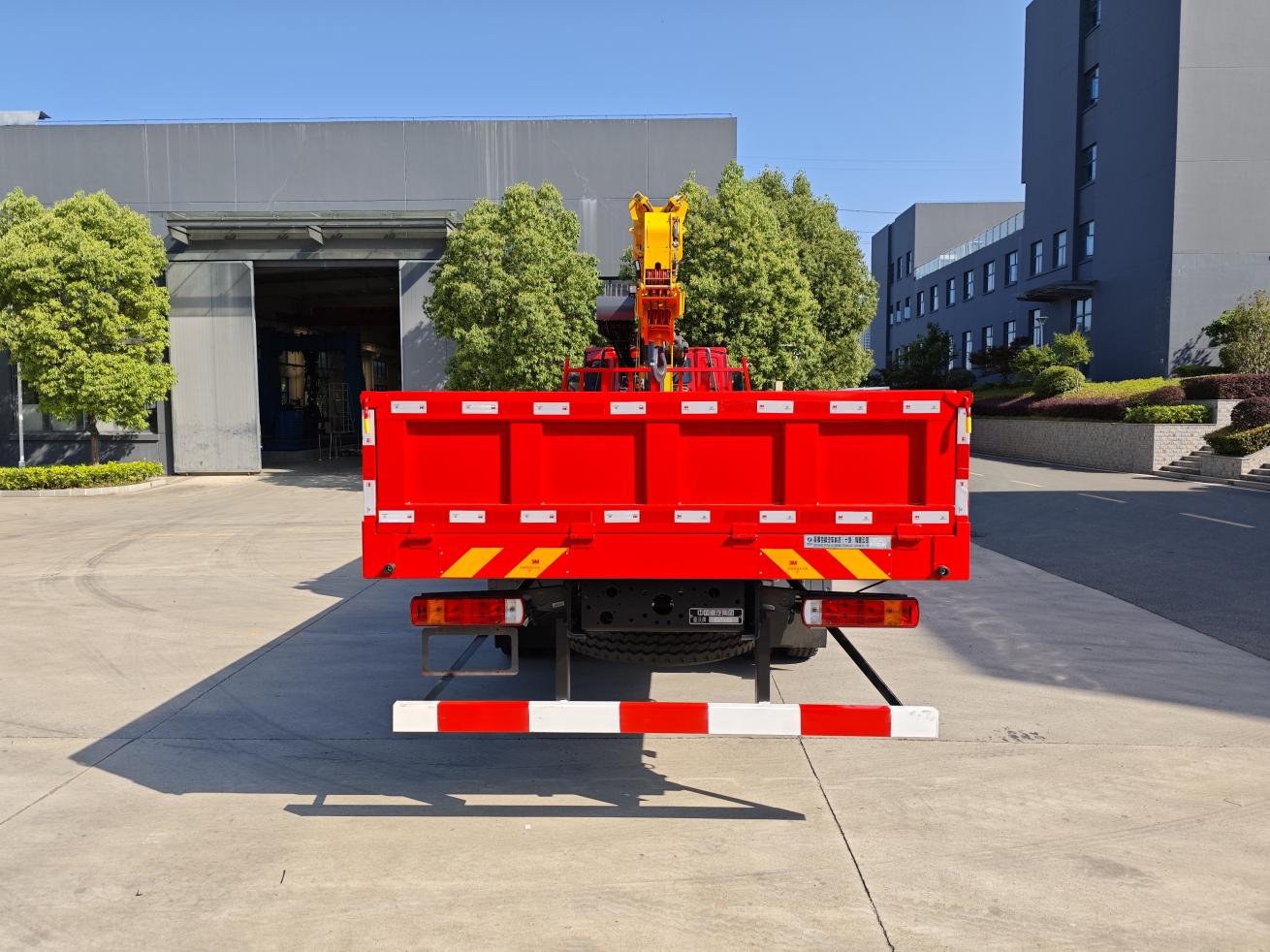 隨特牌ZZX5252JSQZZ6隨車起重運輸車公告圖片