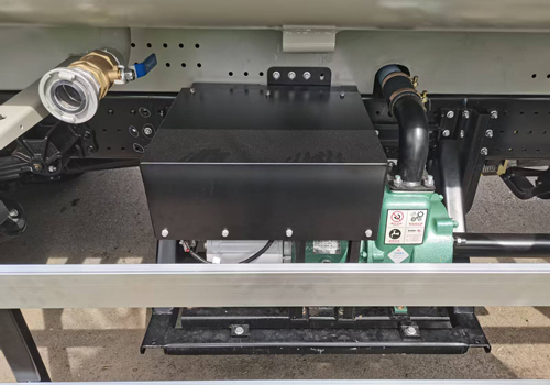 耶律潔牌SWT5180TDYBEV純電動(dòng)多功能抑塵車公告圖片