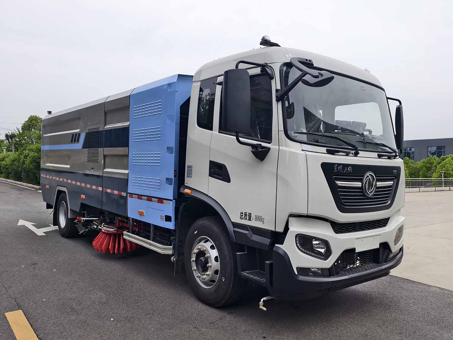 JHA5183TXSDFABEV型純電動(dòng)洗掃車圖片