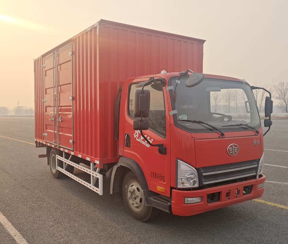 解放牌CA5044XDYP40K56L2E6A84電源車