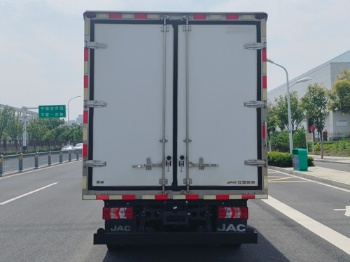 江淮牌HFC5042XLCSEV1-1換電式純電動冷藏車公告圖片