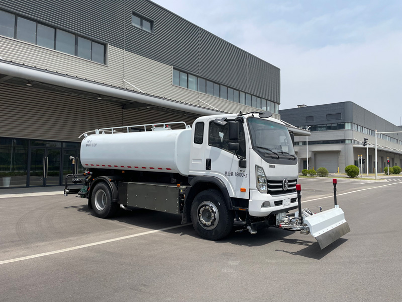 中植汽車牌CDL5180GQXCDWBEV純電動清洗車