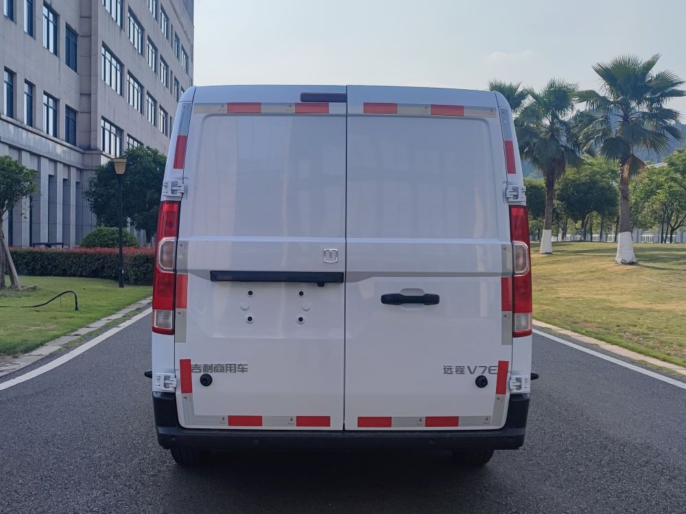 遠(yuǎn)程牌DNC5031XXYBEVGR6純電動(dòng)廂式貨車公告圖片