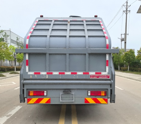 斯太隆牌HZH5189ZYSX6LH壓縮式垃圾車公告圖片