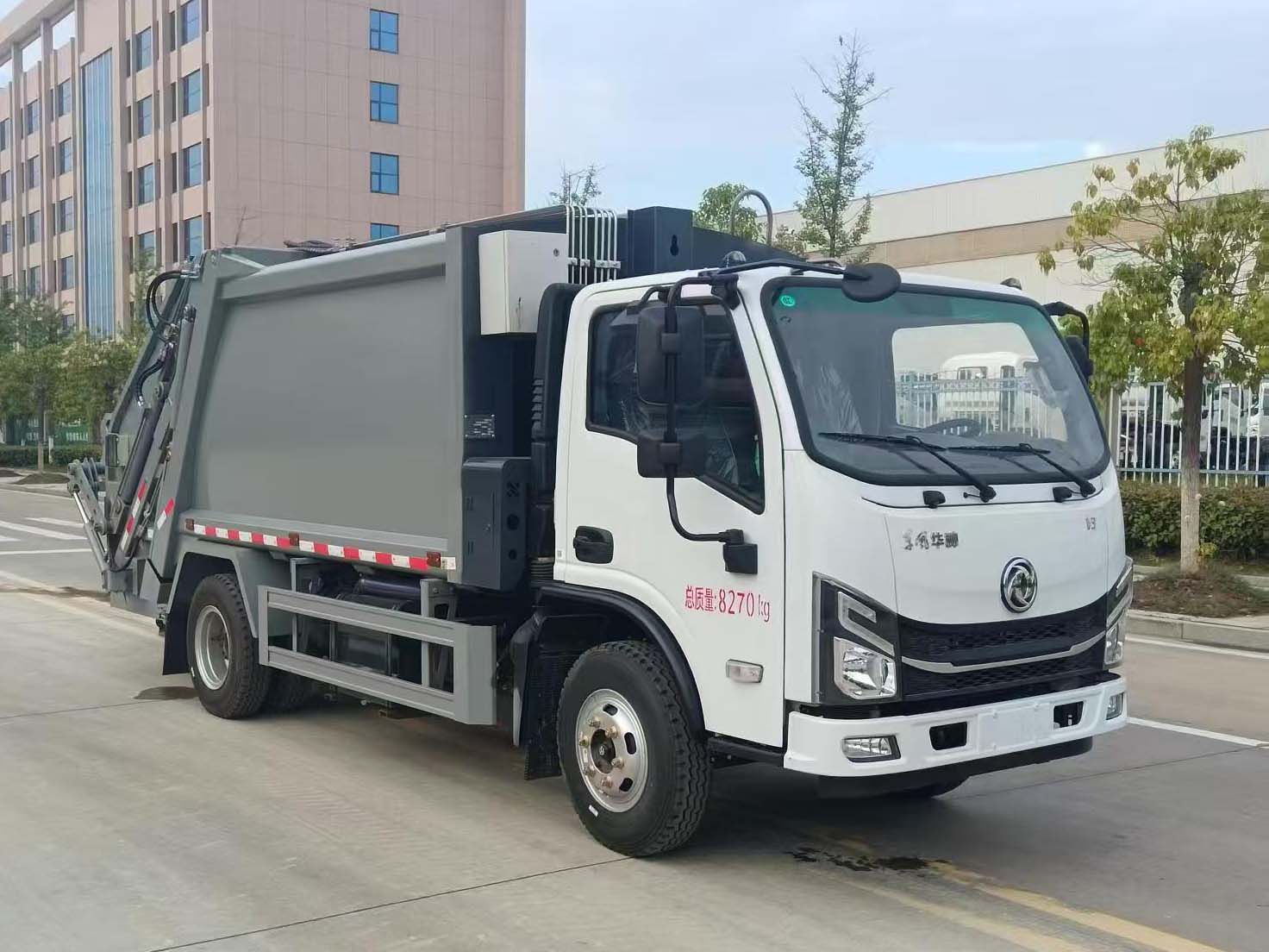 HZH5080ZYSE6LH型壓縮式垃圾車圖片