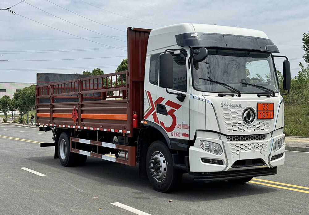 豐霸牌STD5183TQPDFV6氣瓶運輸車