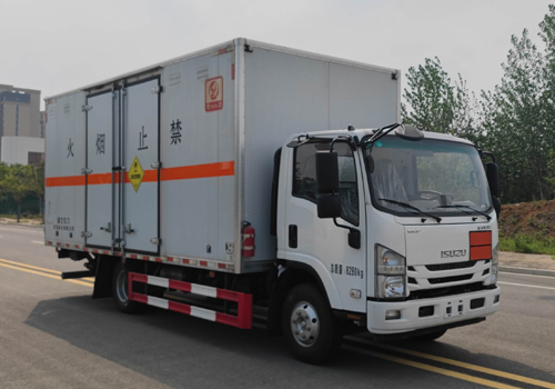 專力牌ZLC5080XYWQ6氧化性物品廂式運(yùn)輸車