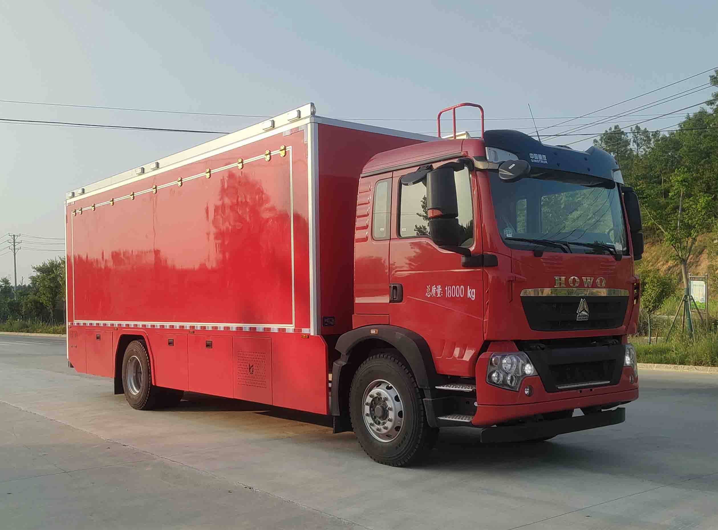 凱力風(fēng)牌KLF5181XZBZ6裝備車公告圖片