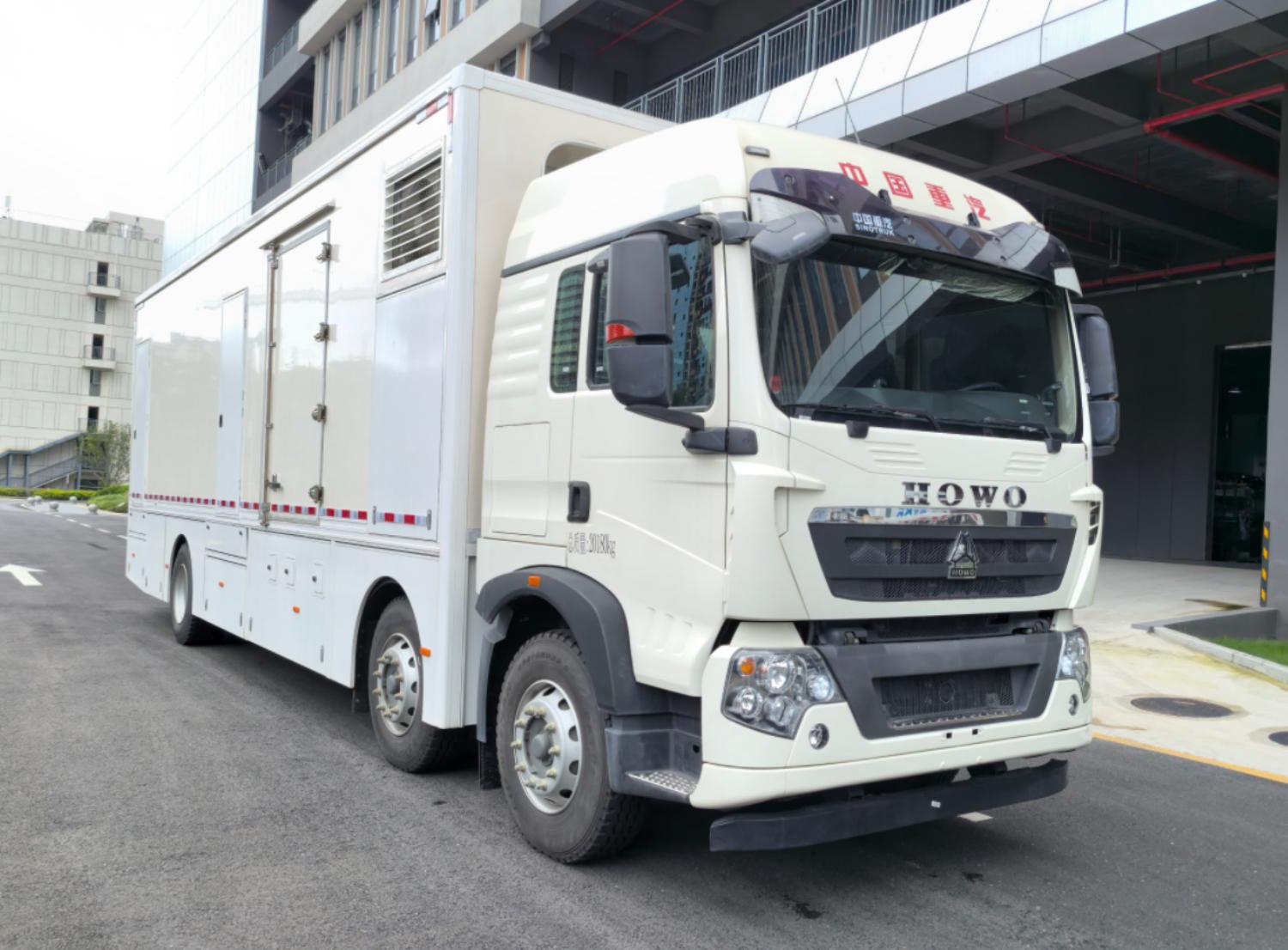 安思瑞牌AKH5208XYL228醫(yī)療車