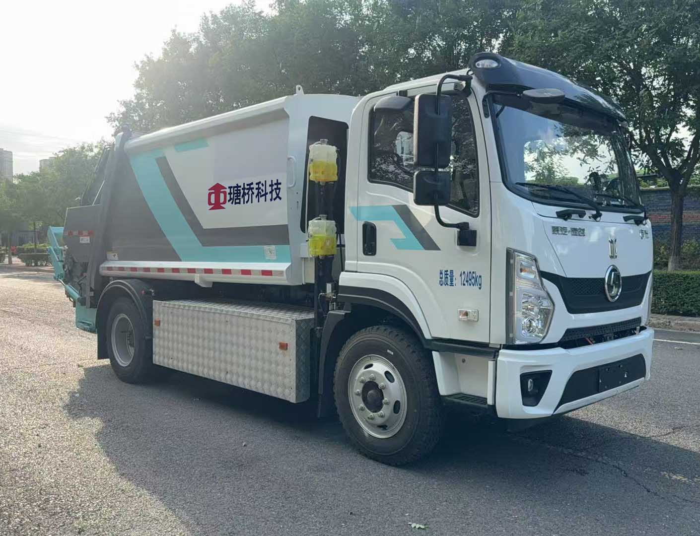 TQH5120ZYSSXBEV型純電動(dòng)壓縮式垃圾車圖片