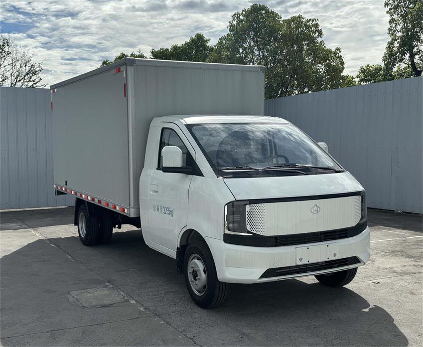 長(zhǎng)安牌CKS5032XXYX9RD6B5廂式貨車公告圖片