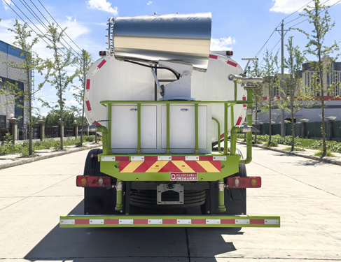 齊東方牌CLD5181GPSBEV純電動綠化噴灑車公告圖片