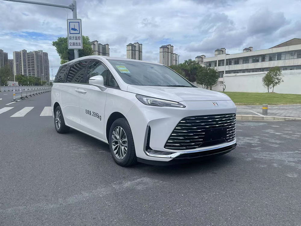 上馳牌ZQK5030XBY6殯儀車