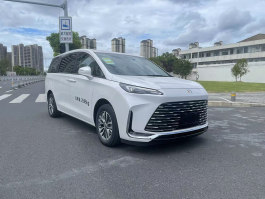 殡仪车