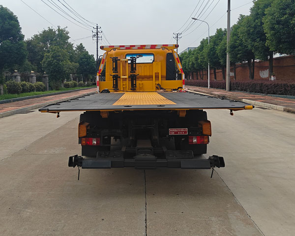 布隆牌LLL5110TQZZ6清障車公告圖片