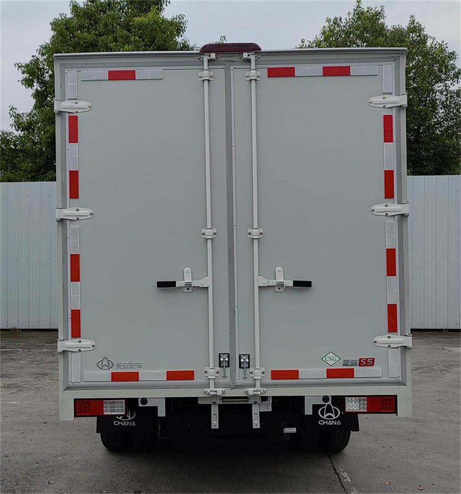 長安牌CKS5032XXYX9RD6B1NG廂式貨車公告圖片