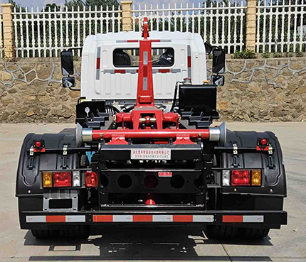 楚帝牌DCD5124ZXXCDWBEV純電動車廂可卸式垃圾車公告圖片