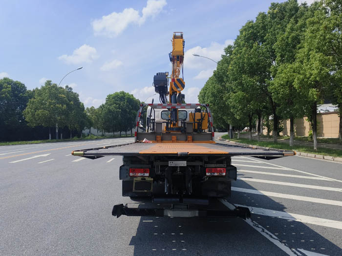 楚勝牌CSC5124TQZPB6D清障車(chē)公告圖片