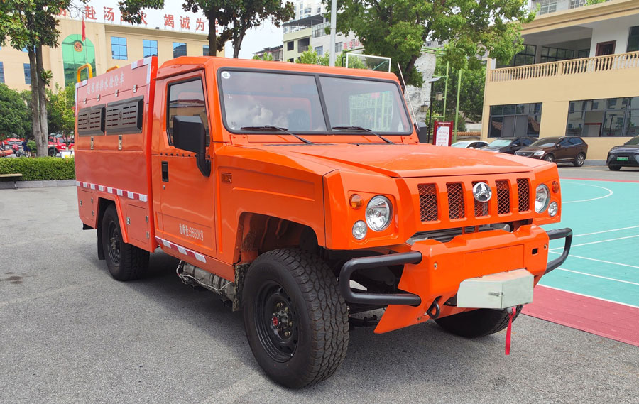 專致牌YZZ5040TGP6BW遠程供排水搶險車