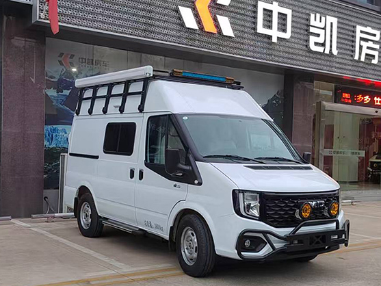 中星凱悅牌AAK5042XLJX6旅居車