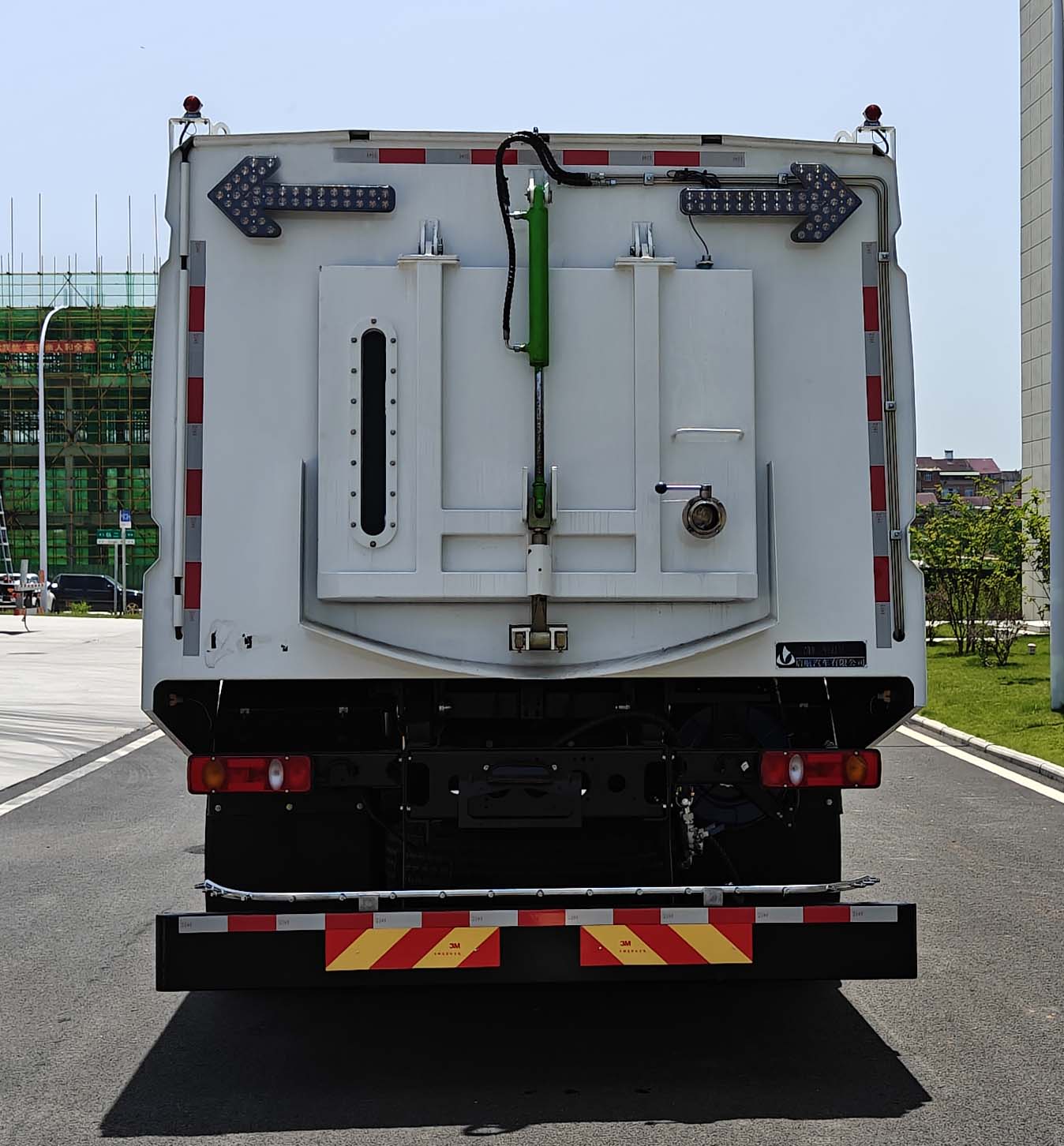 啟敬牌QHV5181TXSEQBEV純電動洗掃車公告圖片