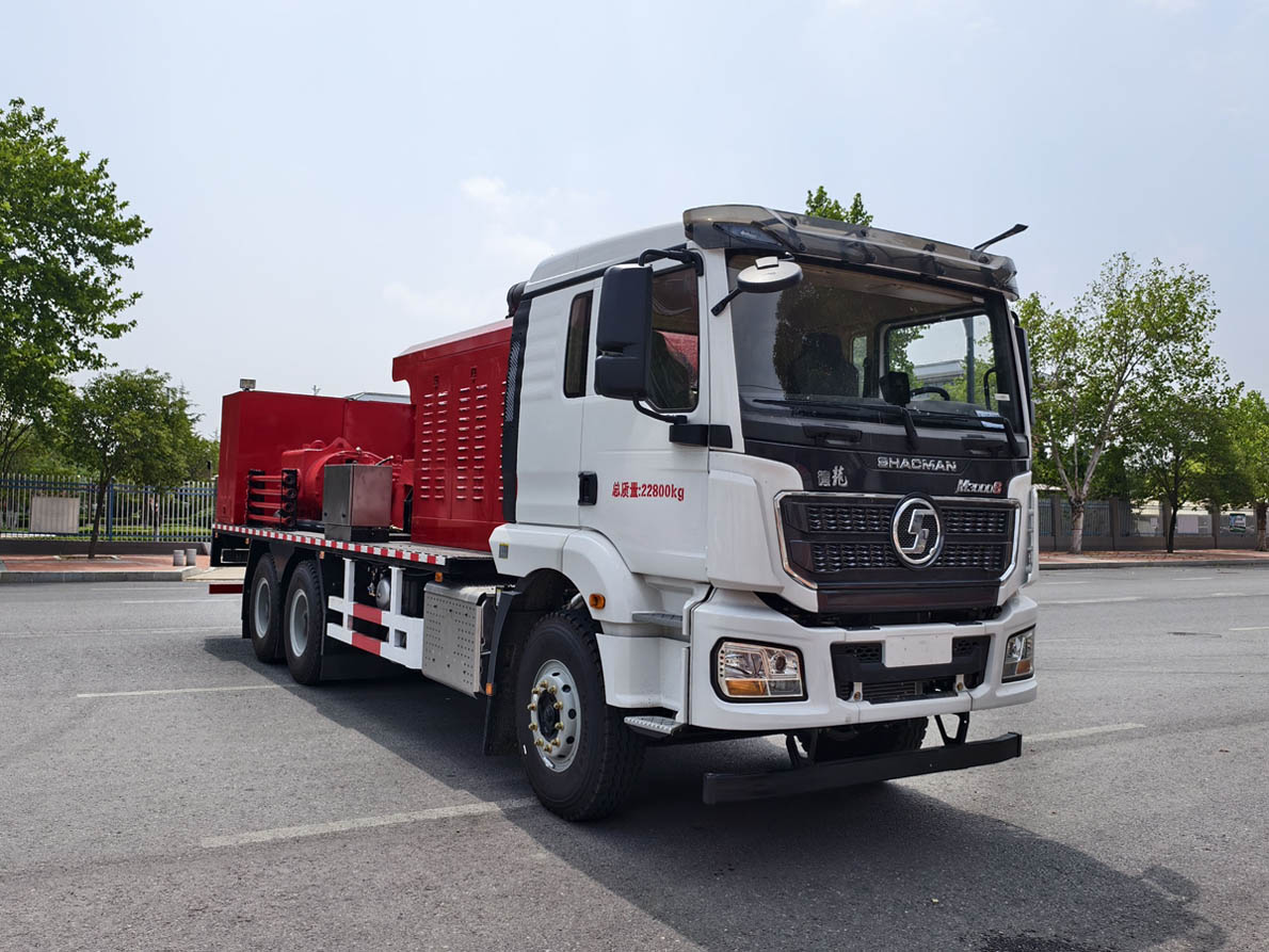 陜汽通力牌STL5230TYL壓裂車(chē)