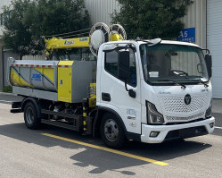 纯电动挖掏式管道疏通车