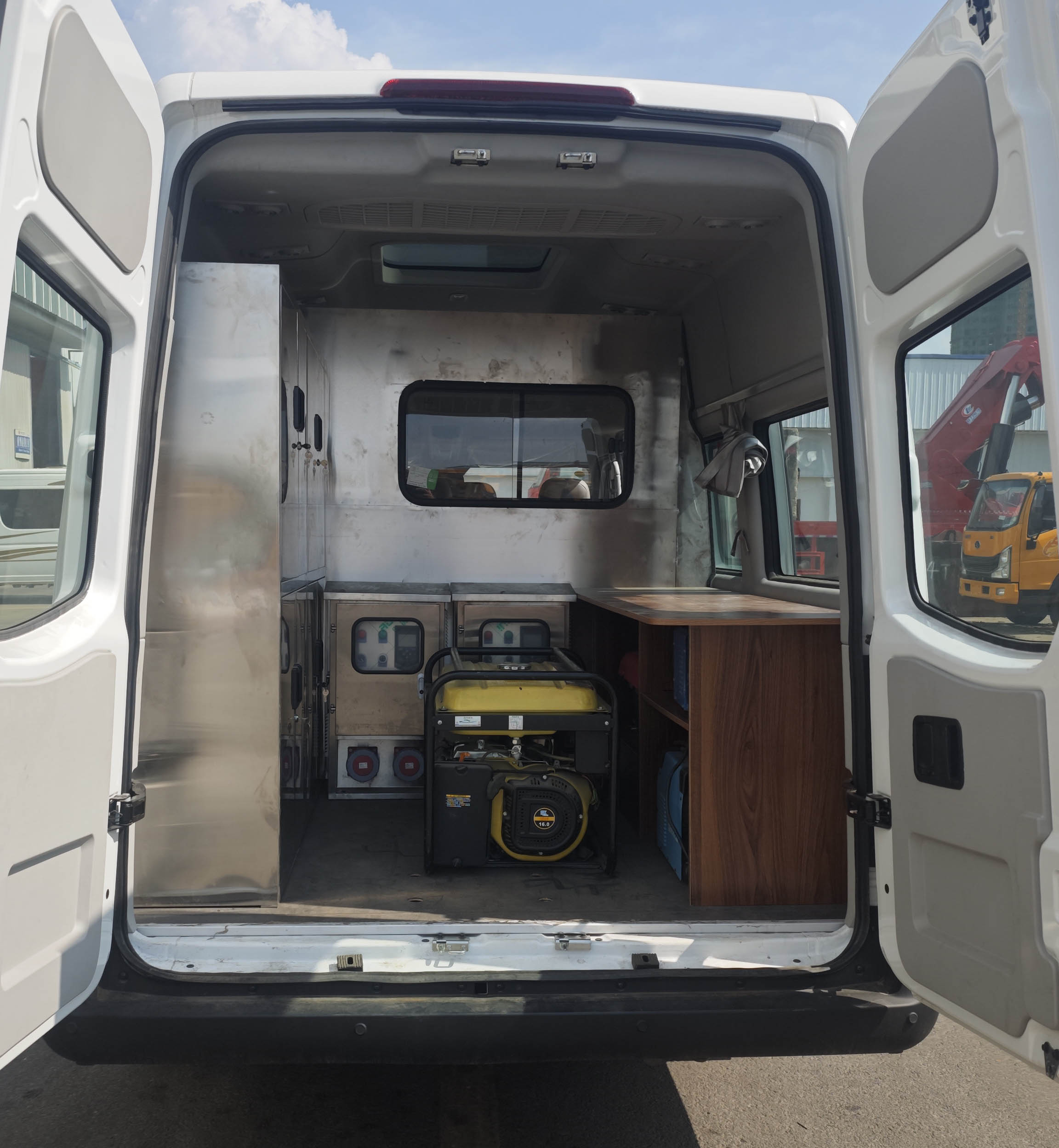 佳運(yùn)牌AJY5041XJCH檢測車公告圖片