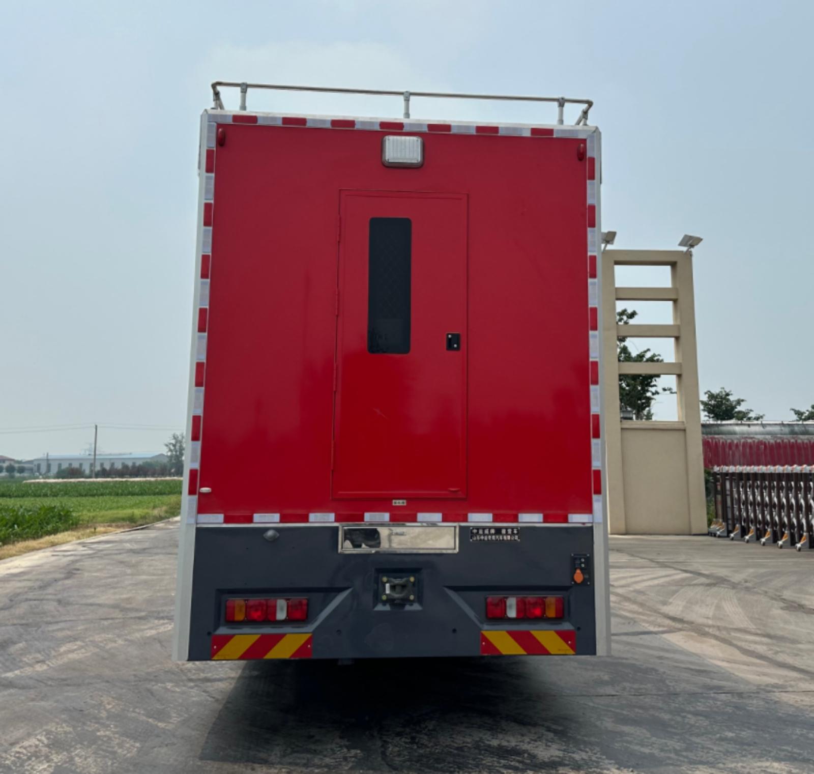 中運(yùn)威牌ZYW5170TSYZ6宿營(yíng)車公告圖片