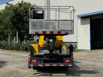 海倫哲牌XHZ5040JGKTBEV純電動高空作業(yè)車公告圖片