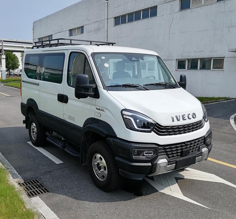 依維柯牌NJ5046XZHEDDH指揮車