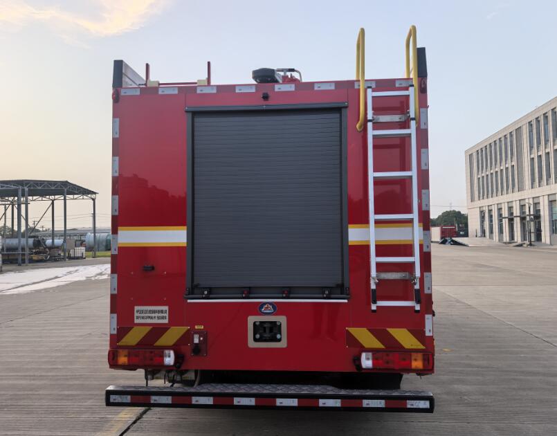 海潮牌BXF5190GXFPM80/H1泡沫消防車公告圖片