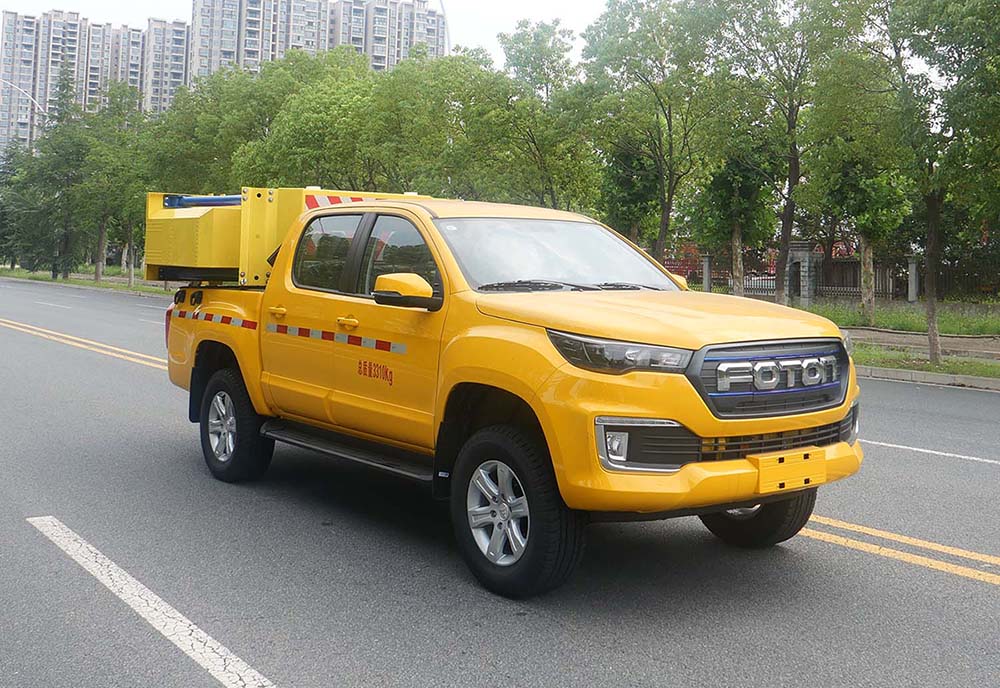 華通牌HCQ5037TFZBEVCS純電動(dòng)防撞緩沖車