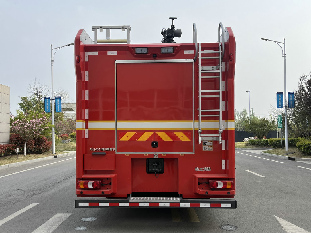 徐工牌XGF5421GXFPM240/G1泡沫消防車公告圖片