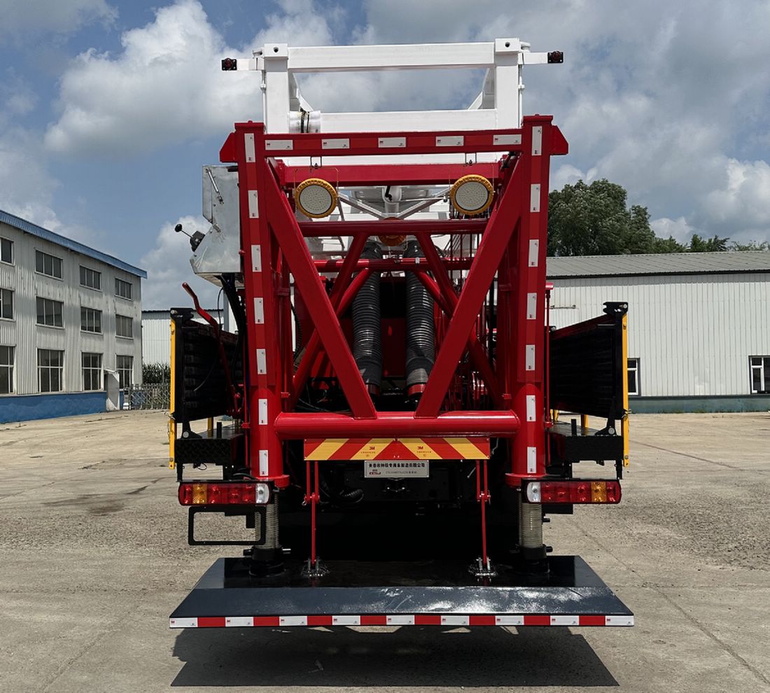 尚駿牌CSJ5380TXJZZ6修井機公告圖片