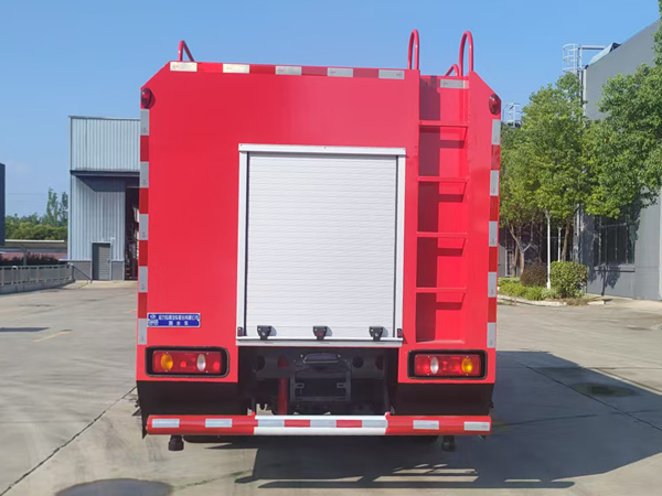 程力威牌CLW5111GSSCDP灑水車(chē)公告圖片