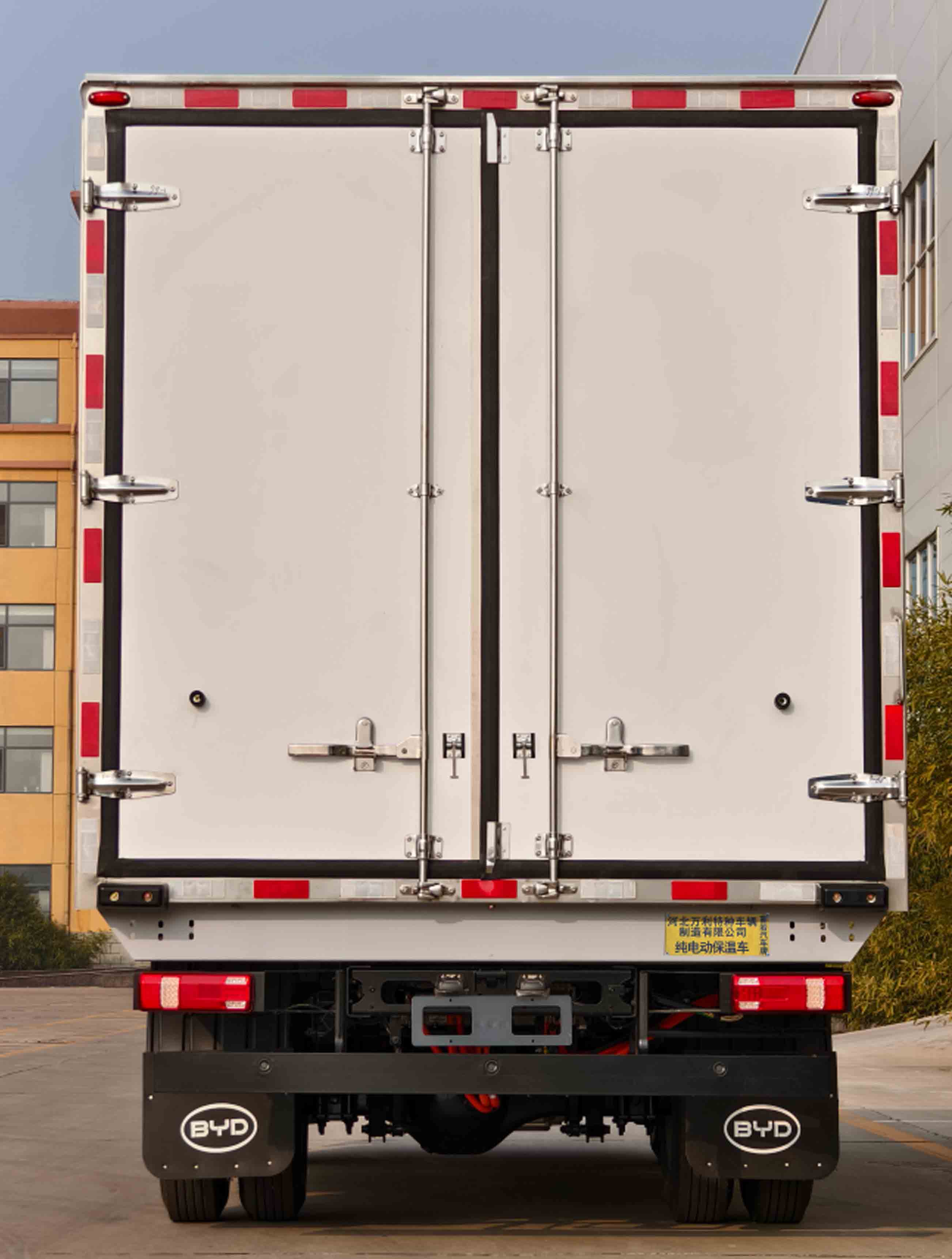 富巖汽車牌HWL5040XBWBEV純電動(dòng)保溫車公告圖片