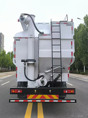 百勤牌XBQ5250ZSLD37X散裝飼料運(yùn)輸車公告圖片