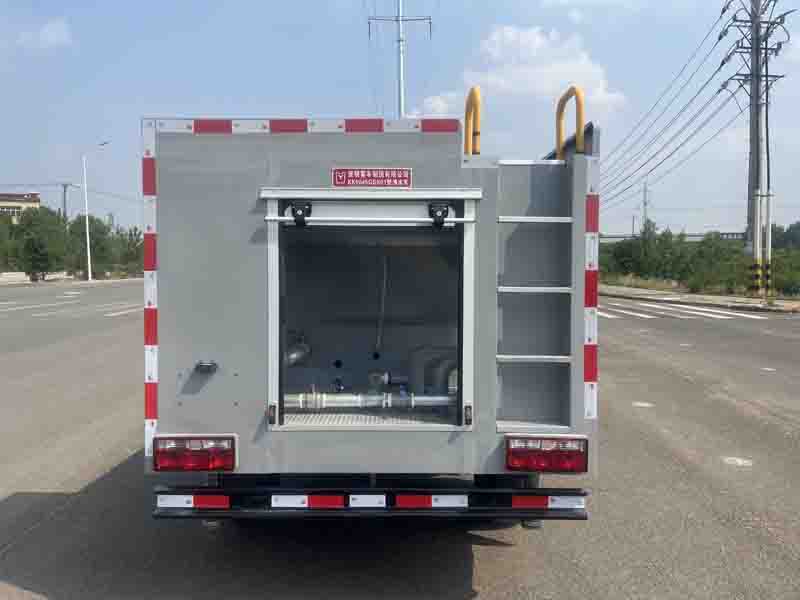 云海牌KK5045GSS01灑水車公告圖片