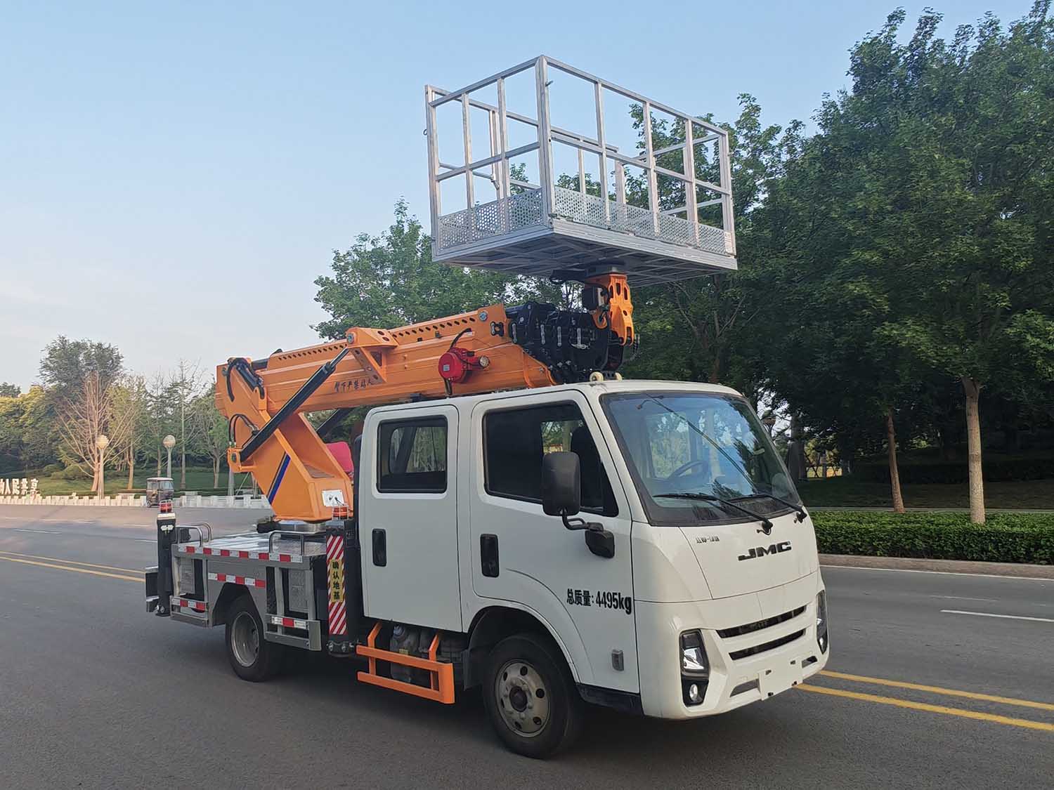 舜德牌SDS5048XJXJX6抽油機檢修車