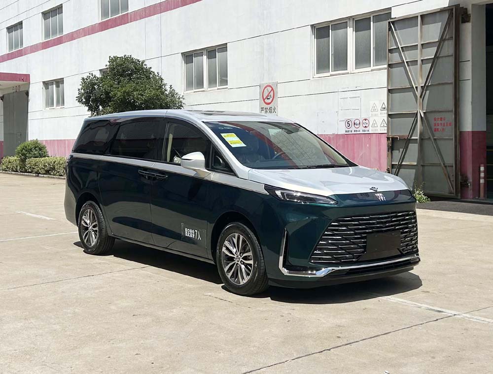 華東牌CSZ5037XSW1商務(wù)車公告圖片