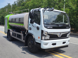洒水车