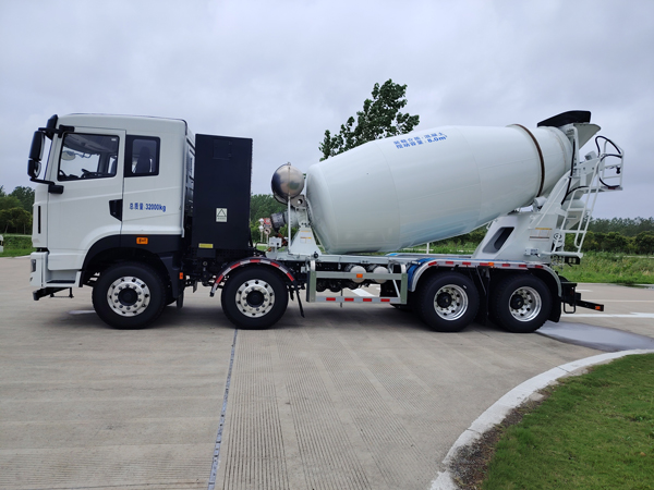 遠(yuǎn)程牌DNC5327GJBBEVGS1純電動(dòng)混凝土攪拌運(yùn)輸車公告圖片