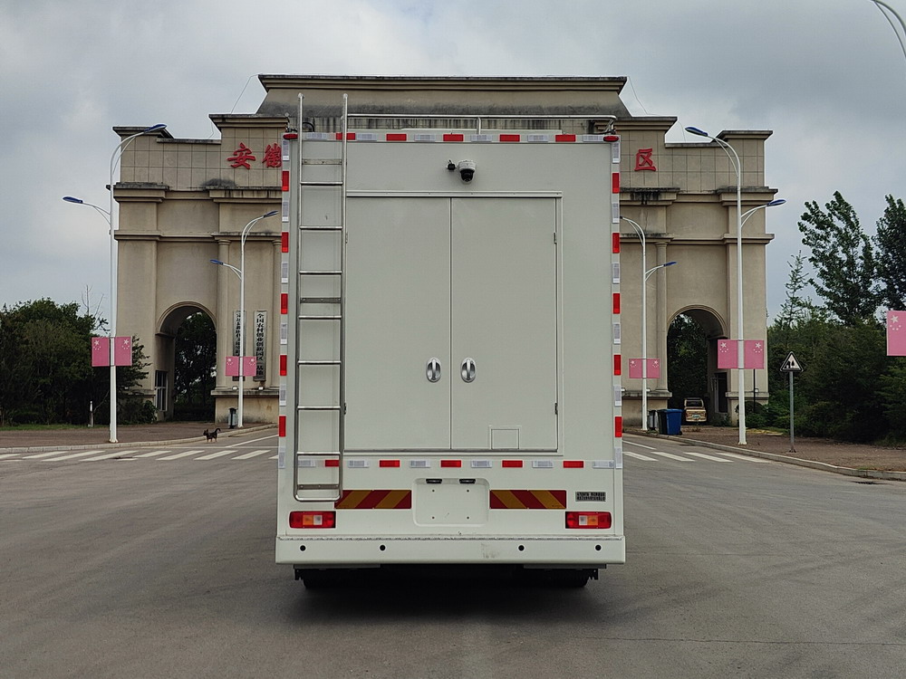 雨花牌ALT5150XTX6通信車公告圖片