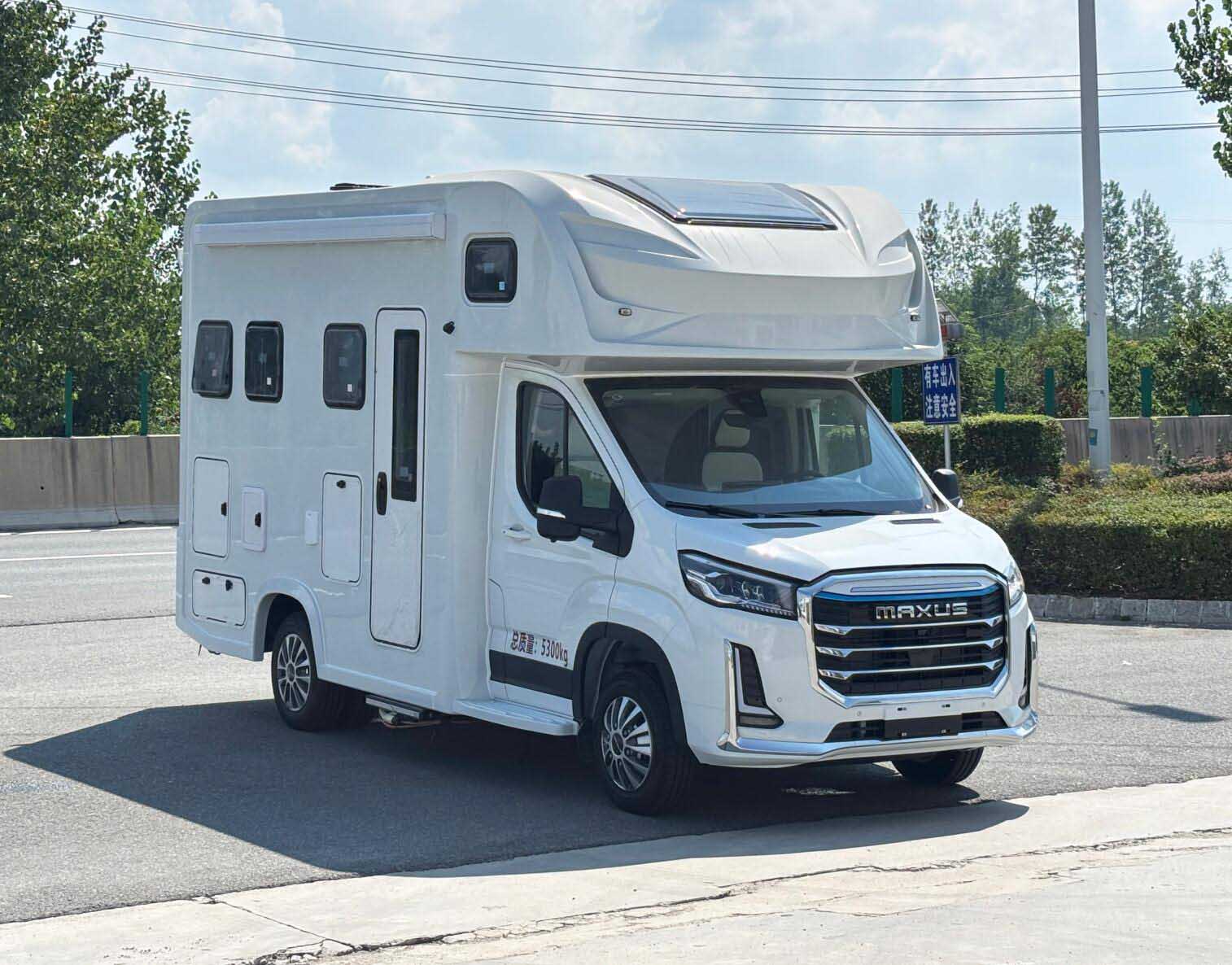 威爾特芬牌WTF5050XLJCHEV67插電式混合動力旅居車