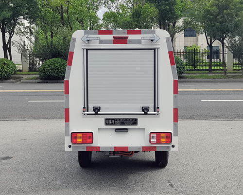 耶律潔牌SWT5021TYHBEV純電動路面養(yǎng)護(hù)車公告圖片