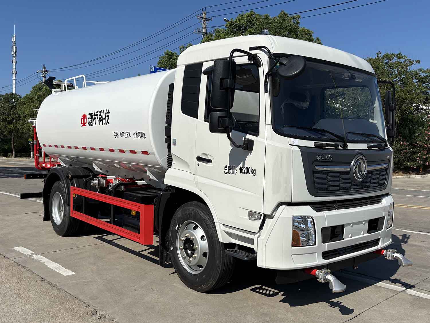 TQH5160GPSDFE6型綠化噴灑車(chē)圖片